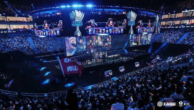 他们通过 他们通过