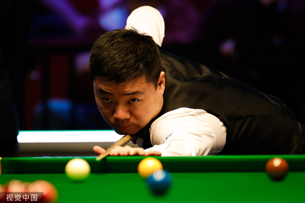 通过引入具 通过引入具